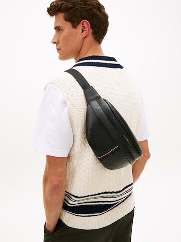 TOMMY HILFIGER Τσαντάκι μέσης 'CENTRAL' σε μαύρο