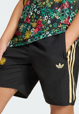 ADIDAS ORIGINALS - regular Pantalón 'Adidas Originals x Liberty London' en negro