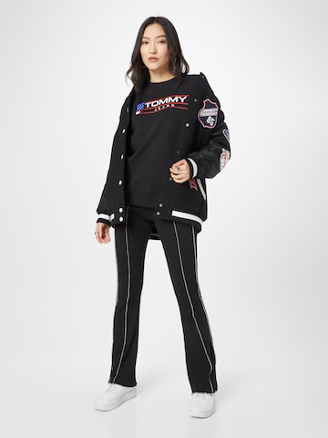 Tommy Jeans - Sweatshirt 'Modern Sport 1' em preto