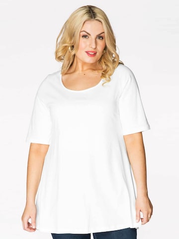 Yoek Top in White: front