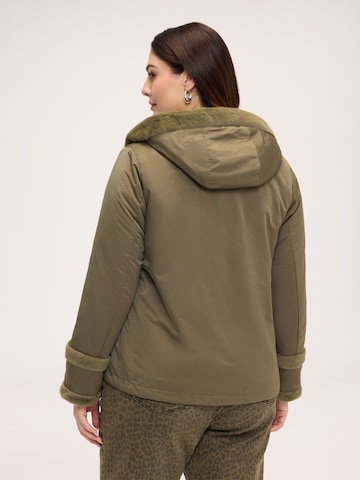 Fiorella Rubino Winter jacket in Green
