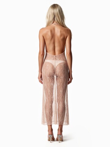 GOD SAVE QUEENS Avondjurk 'Venus Pearl' in Beige