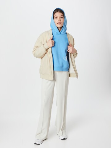 Calvin Klein Jeans Sweatshirt in Blau