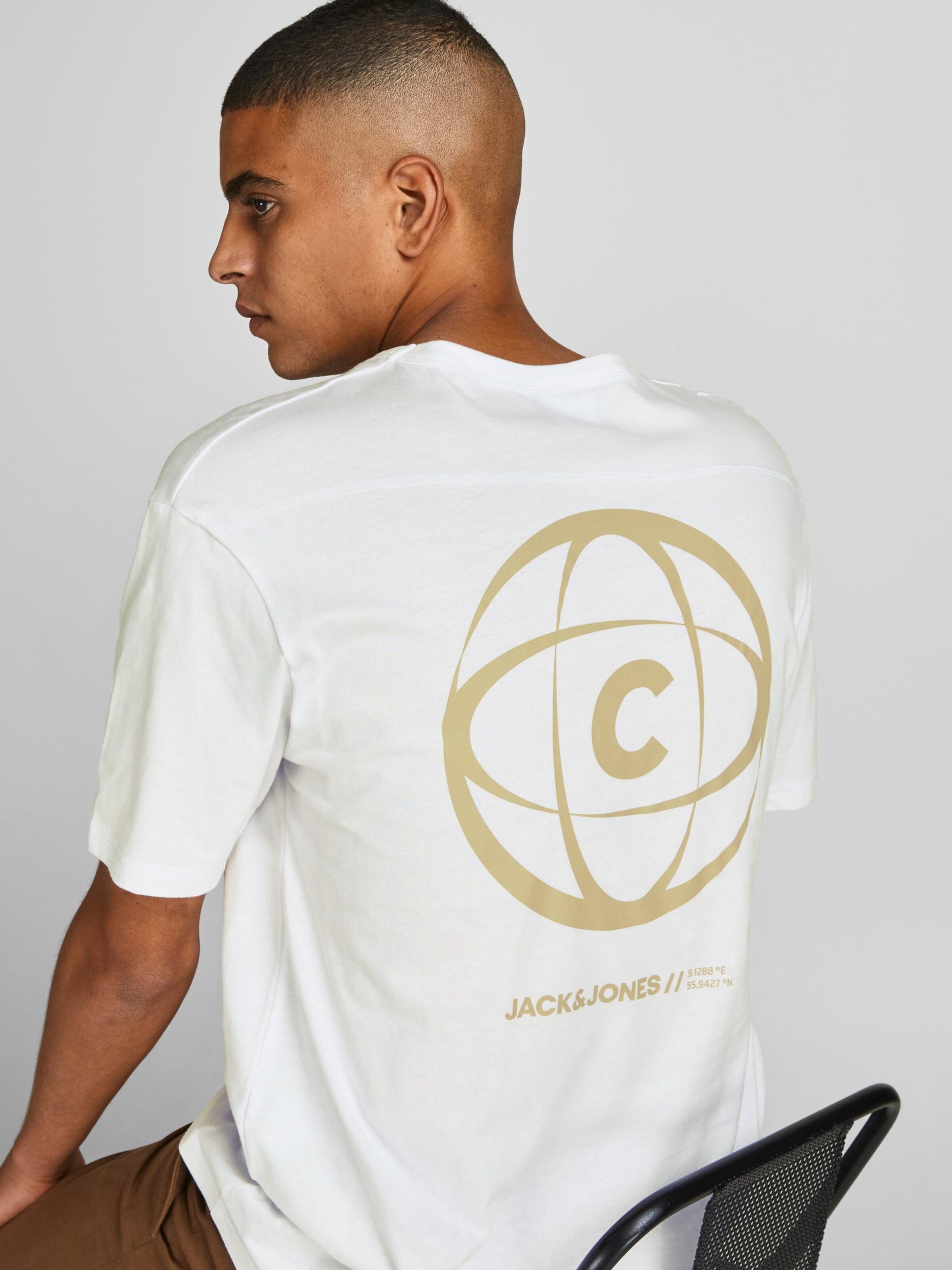 Männer Shirts JACK & JONES T-Shirt 'Globe' in Weiß - UJ31253 Männer Shirts JACK & JONES T-Shirt 'Globe' in Weiß - UJ31253