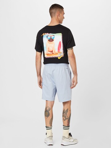 Nike Sportswear Regular Shorts in Blau