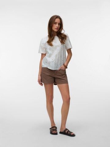 Top di VERO MODA in bianco
