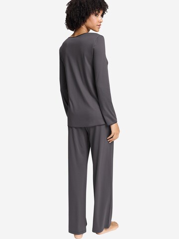 Hanro Pyjama 'Cotton Silk' in Grijs