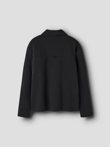 NAME IT - Sudadera con cremallera en negro