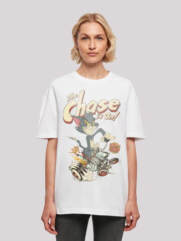 F4NT4STIC Oversized shirt 'Tom und Jerry The Chase Is On' in Wit: voorkant