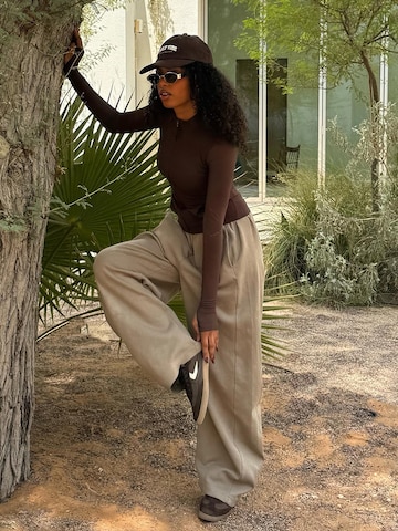 Baggy Pantalon de sport Bershka en beige