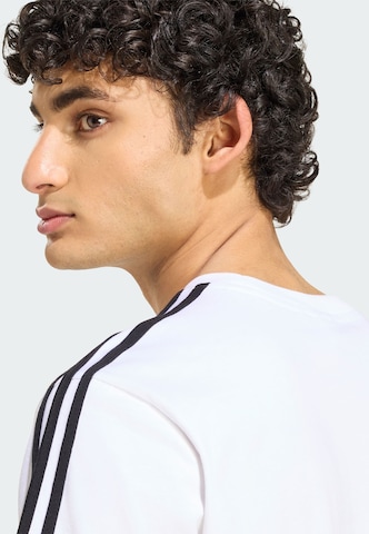 ADIDAS SPORTSWEAR - Camiseta funcional 'Essentials' en blanco
