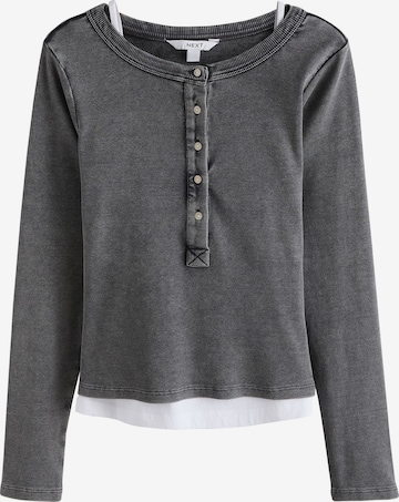 Next Shirts i grå: forside