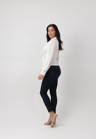Blazer di Elara in bianco