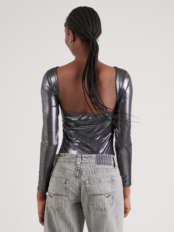 STUDIO SELECT - Body camiseta 'Indira' en plata