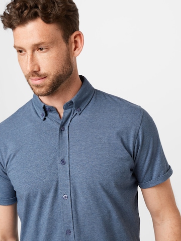 Clean Cut Copenhagen Regular Fit Skjorte 'Hudson' i blå