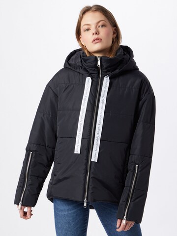 NU-IN Between-Season Jacket in Black: front