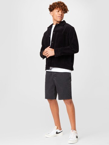 BDG Urban Outfitters Regular Shorts 'DAD' in Schwarz