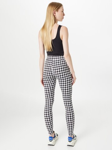 Urban Classics Skinny Leggings in Zwart