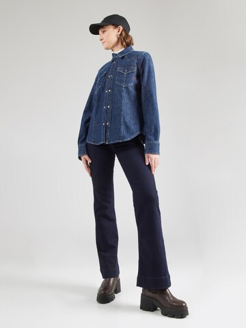 WRANGLER Расклешенный Джинсы 'FLARE' в Синий