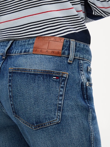 Evazați Jeans 'SIA' de la Tommy Jeans pe albastru