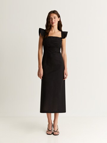 Robe Scalpers en noir : devant