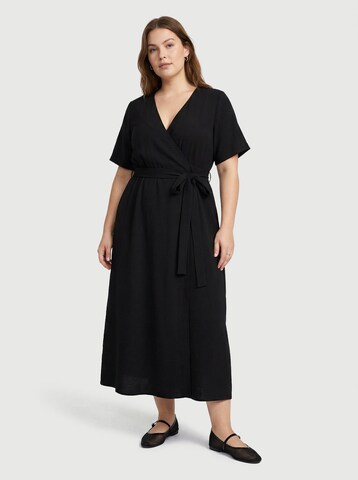 everly® Dress in Black
