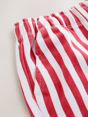 Next Широка кройка Панталон в бяло