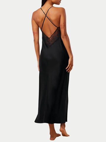 TRIUMPH Nightgown ' Wild Azalea Florale ' in Black