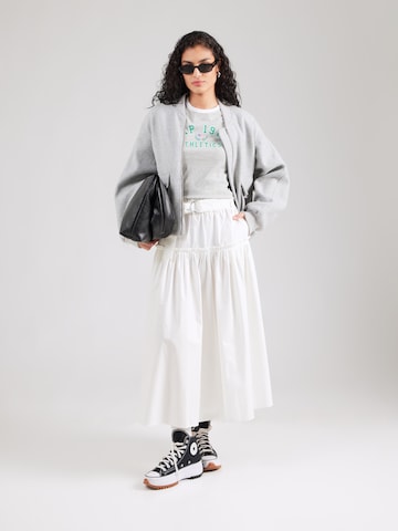 GAP Футболка в Серый