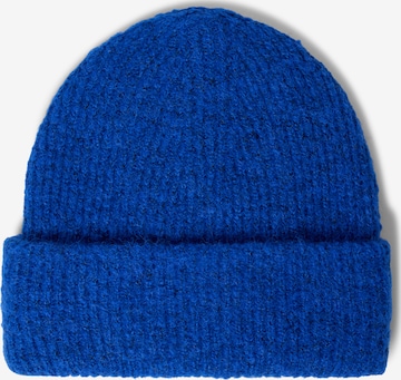 Marie Lund Beanie in Blue: front