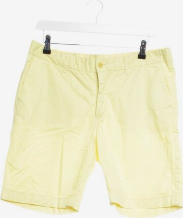 Closed Shorts in XXXL in Yellow: front