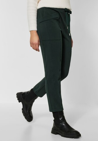 STREET ONE Slim fit Pants in Green: front