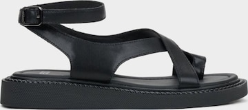 Estro Sandal '22-21' i svart: framsida