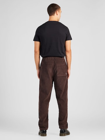 Regular Pantalon DEDICATED. en marron