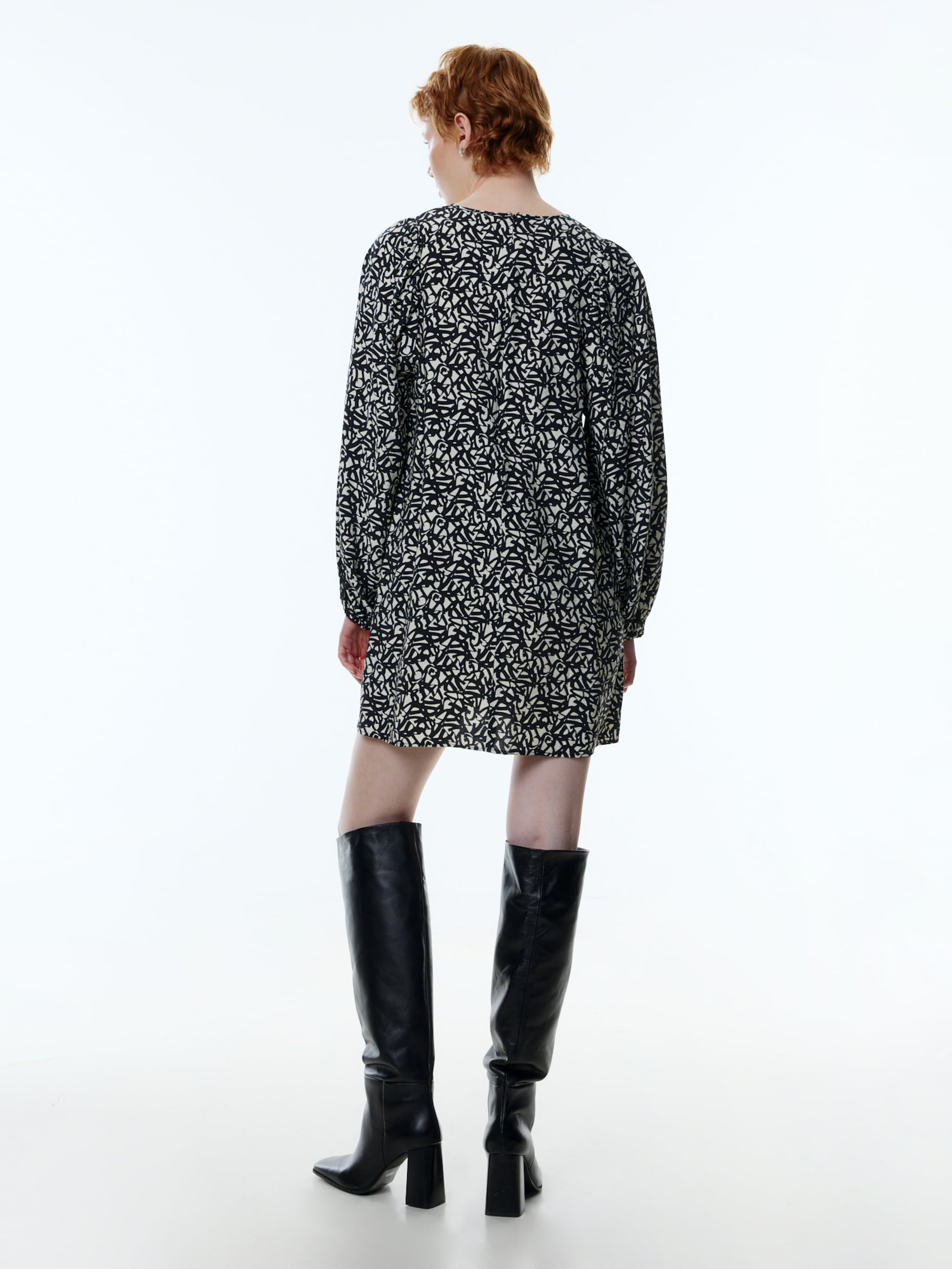 EDITED Produits Robe 'Enja' beige