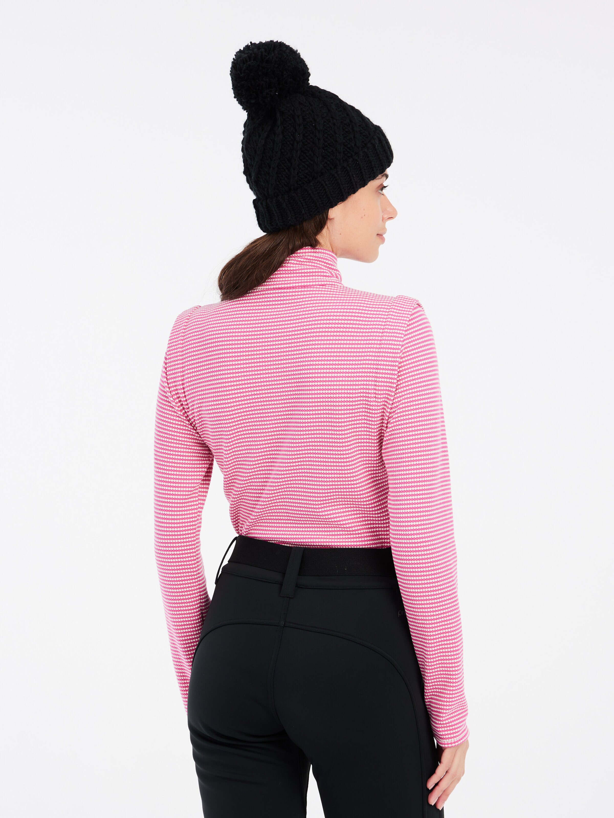 PROTEST Sportsweatshirt 'PRTIVORY'‌‌‌‌‌‌‌‌ in Pink
