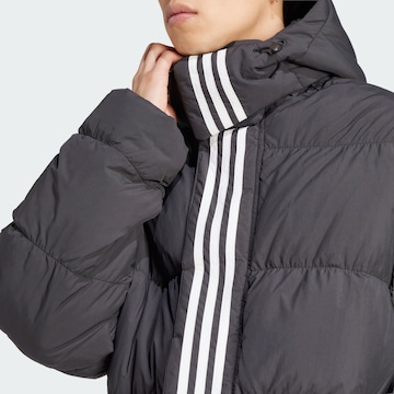 ADIDAS ORIGINALS Winterjas 'Rifta' in Zwart