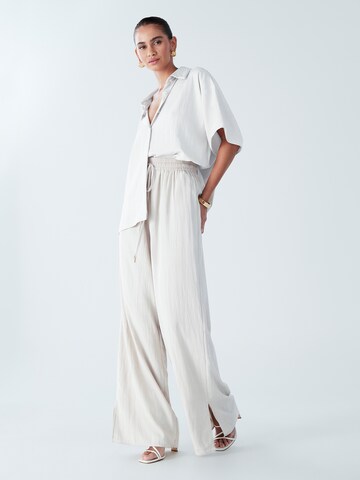 Wide leg Pantaloni 'Josefina' di BWLDR in beige