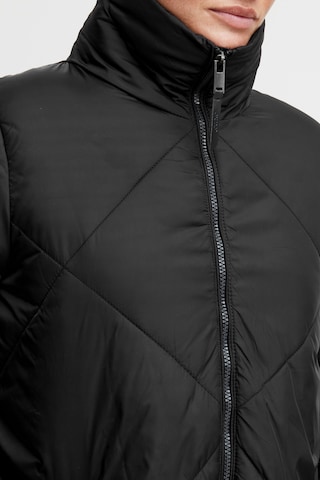 Oxmo Winterjacke 'Bonnie' in Schwarz