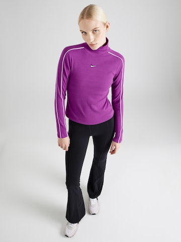 Nike Sportswear - Camisa em roxo