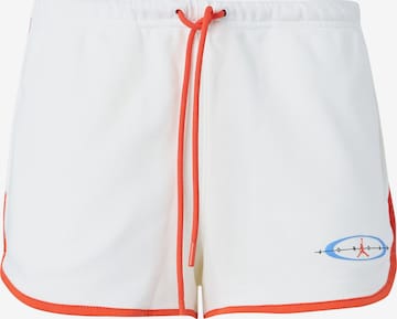 Regular Pantalon 'Brk Gfx' Jordan en blanc : devant