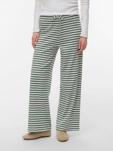 VERO MODA - Pierna ancha Pantalón 'VMStella' en verde: frente