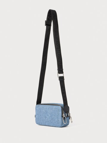 KARL LAGERFELD JEANS Válltáska - kék