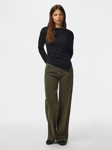 PIECES Shirt in Schwarz