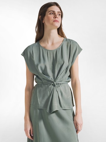 Chemisier DEHA en vert : devant