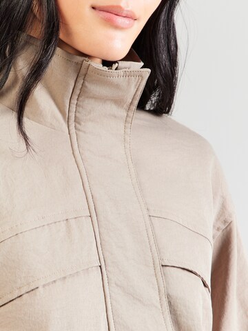 JDY Jacke 'JDYNAOMI' in Grau