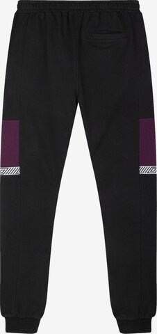 UMBRO Tapered Workout Pants in Black