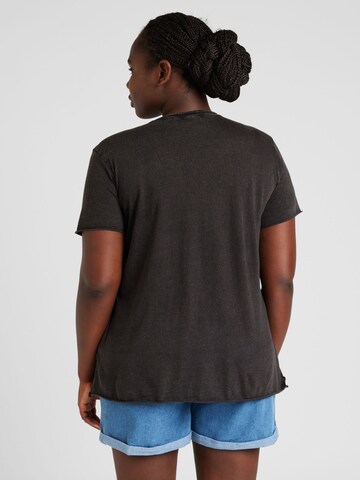 T-shirt 'MIKO' ONLY Carmakoma en noir