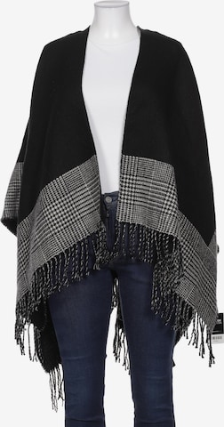 PIECES Scarf & Wrap in One size in Black: front