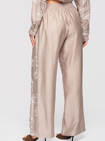Ombre Regular Hose‌‌‌‌‌‌‌‌‌‌ in Beige
